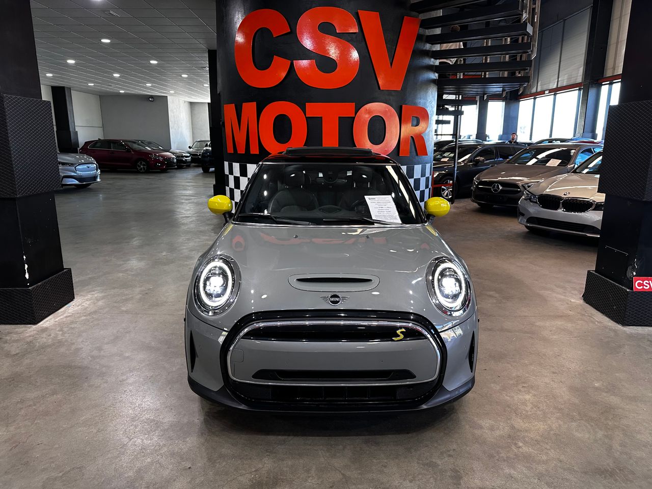 mini mini 2021 / foto grande (3)