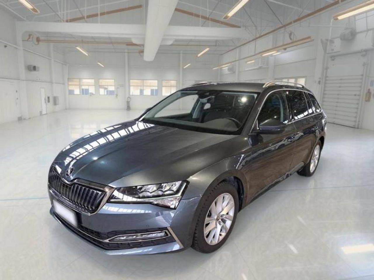 Foto skoda superb 2021 /