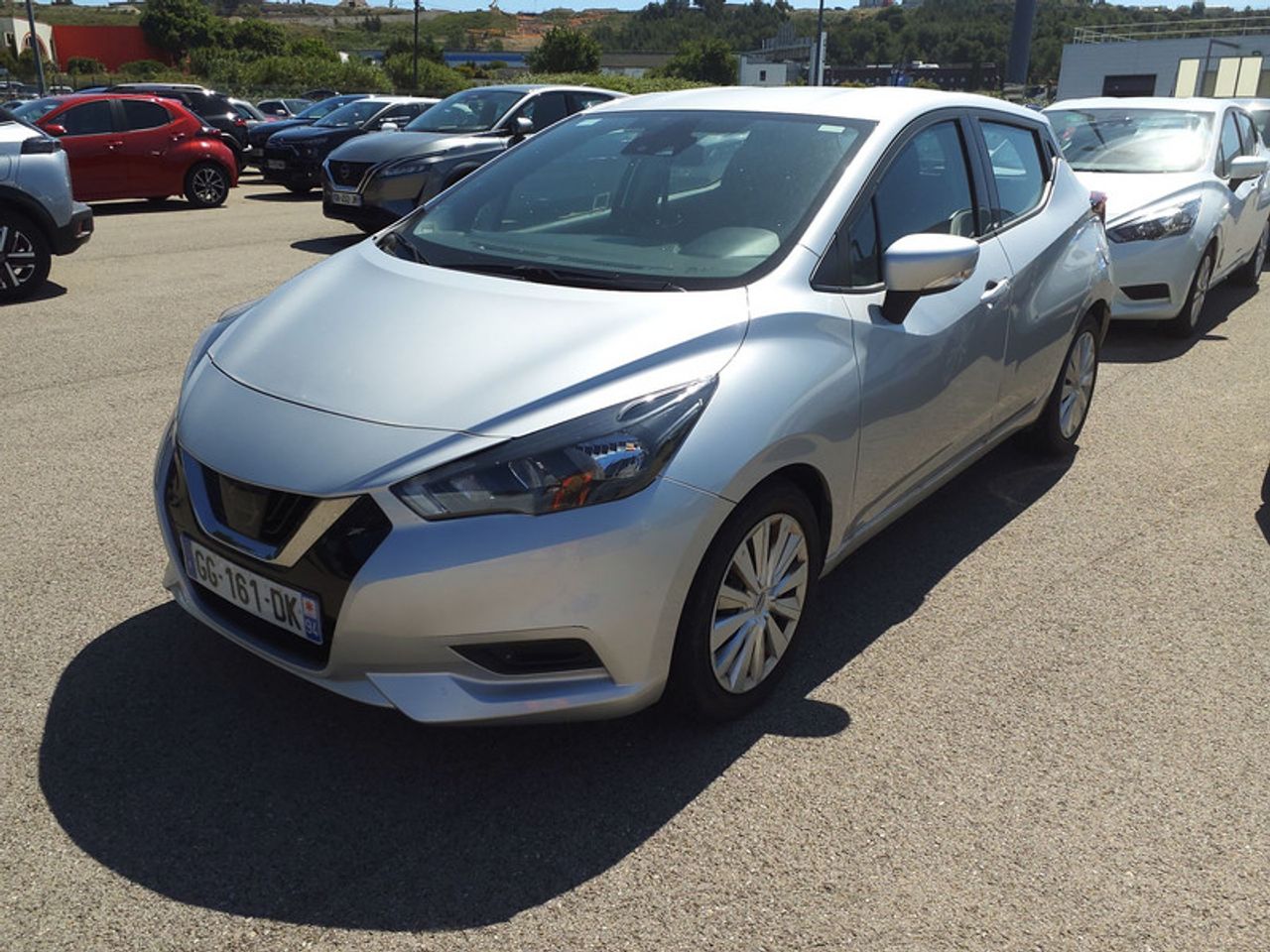 Foto nissan micra 2022 /