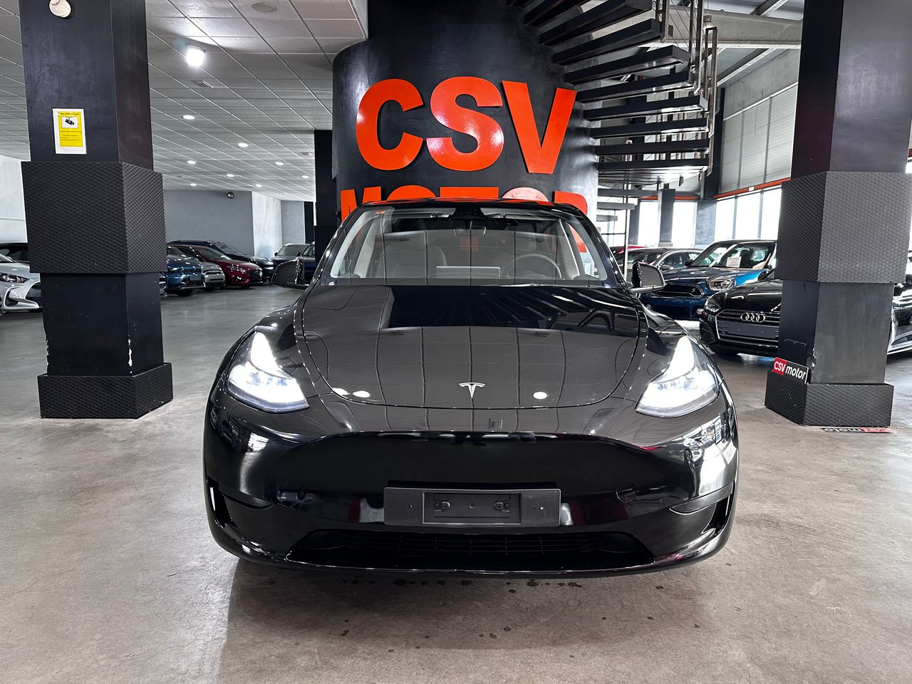 tesla model y 2023 / foto grande (3)
