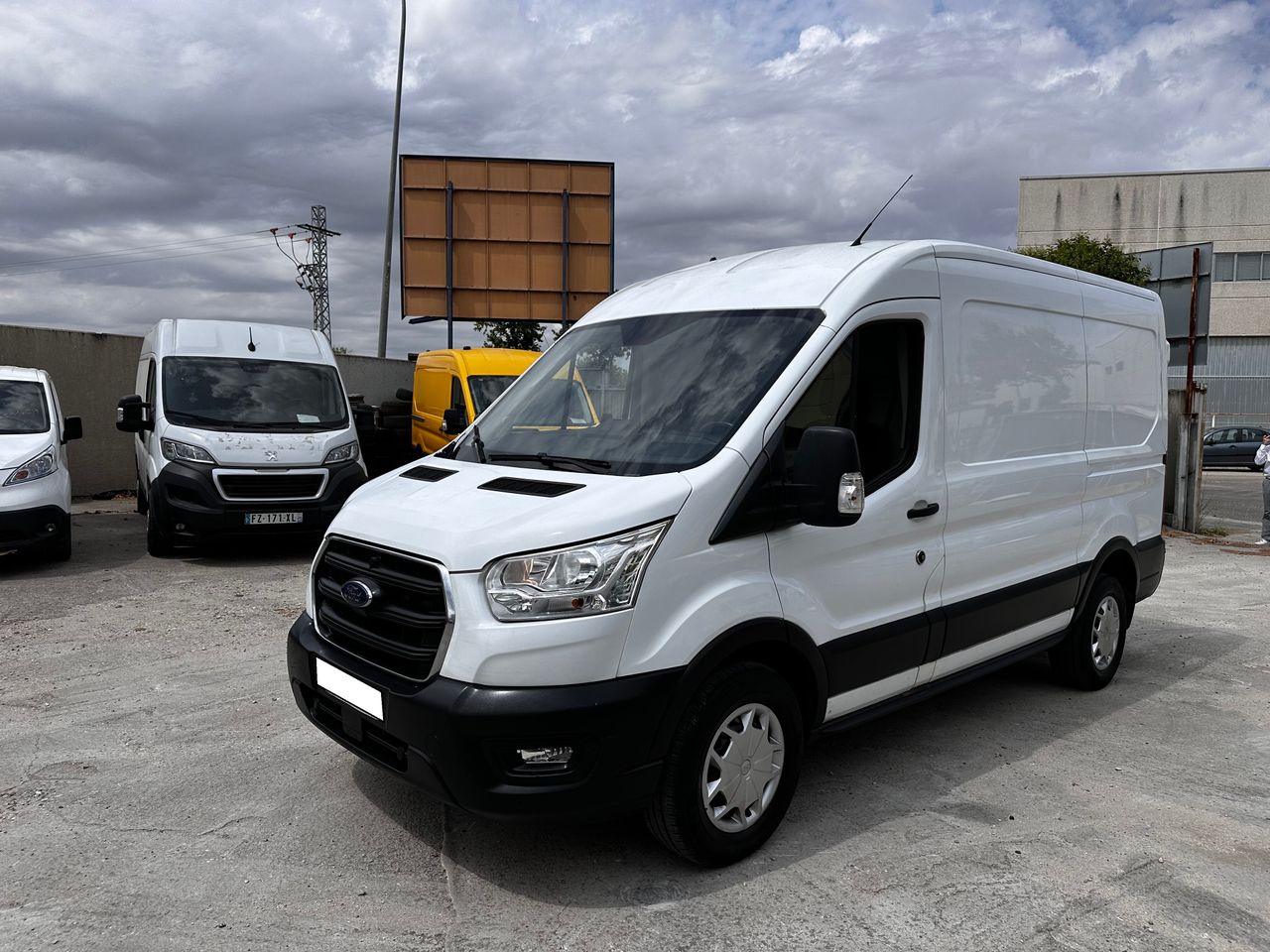 Foto ford transit 2022 /