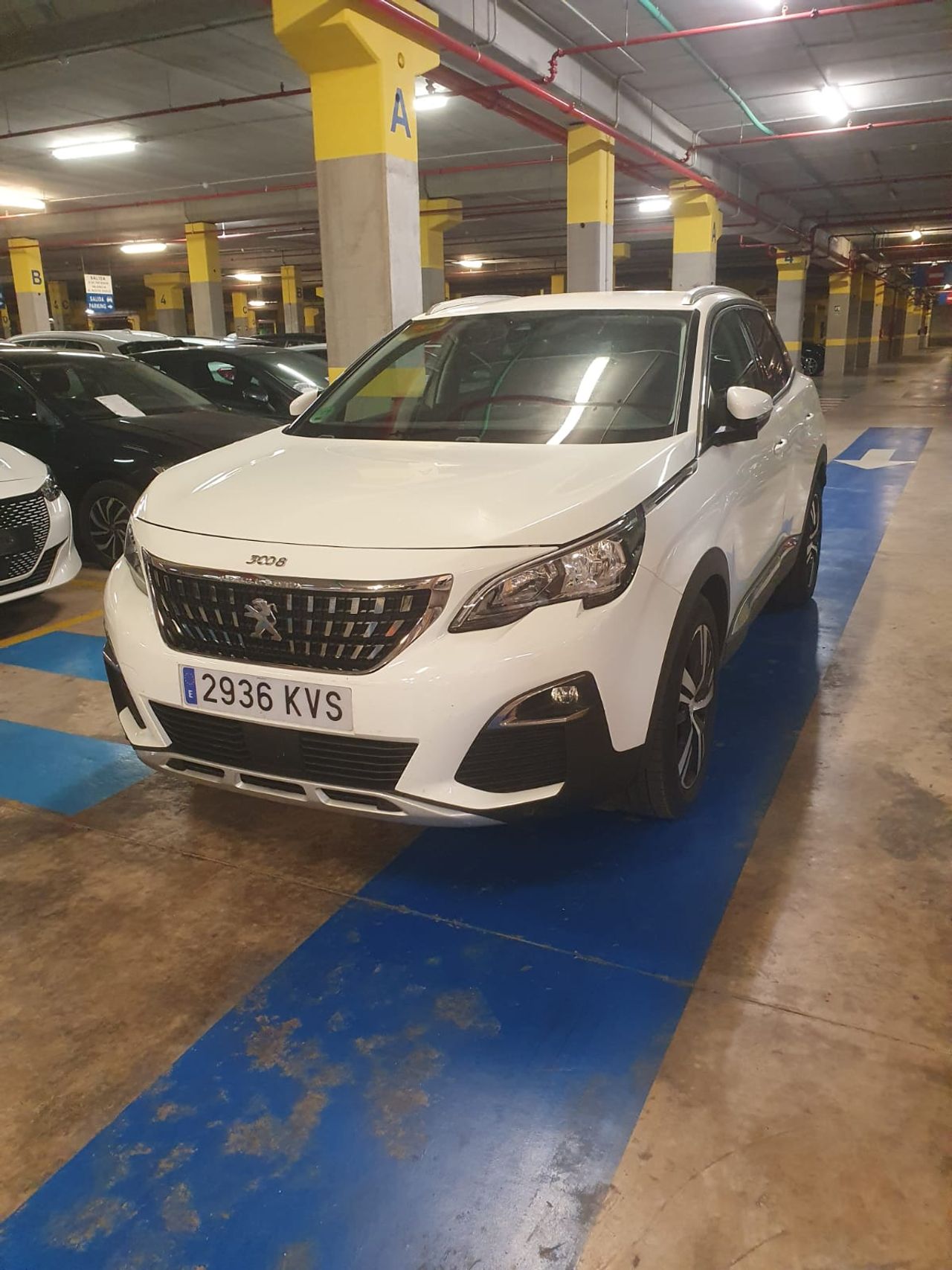 peugeot 3008 2019 /