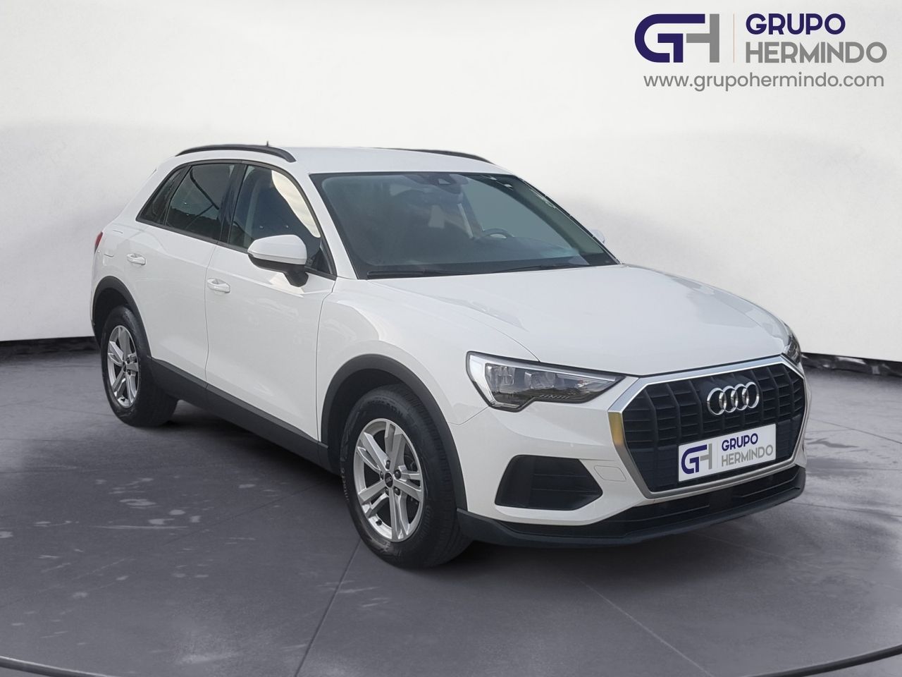 audi q3 2022 /