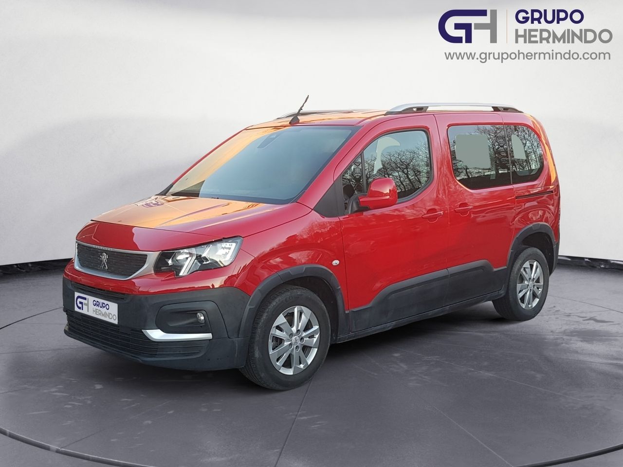 Naves de 2000 m2 en pontevedra  de segunda mano en Pontevedra - peugeot rifter 2019 /