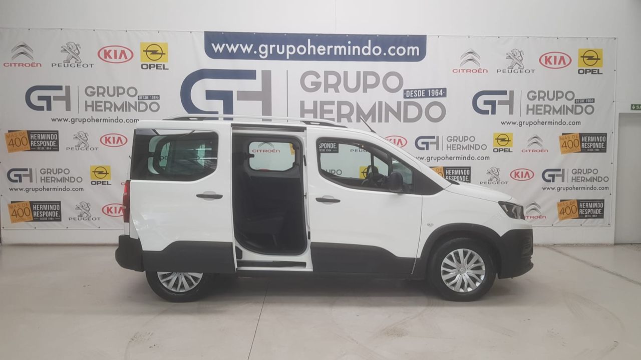 Local comercial distribuido  de segunda mano - peugeot rifter 2019 /