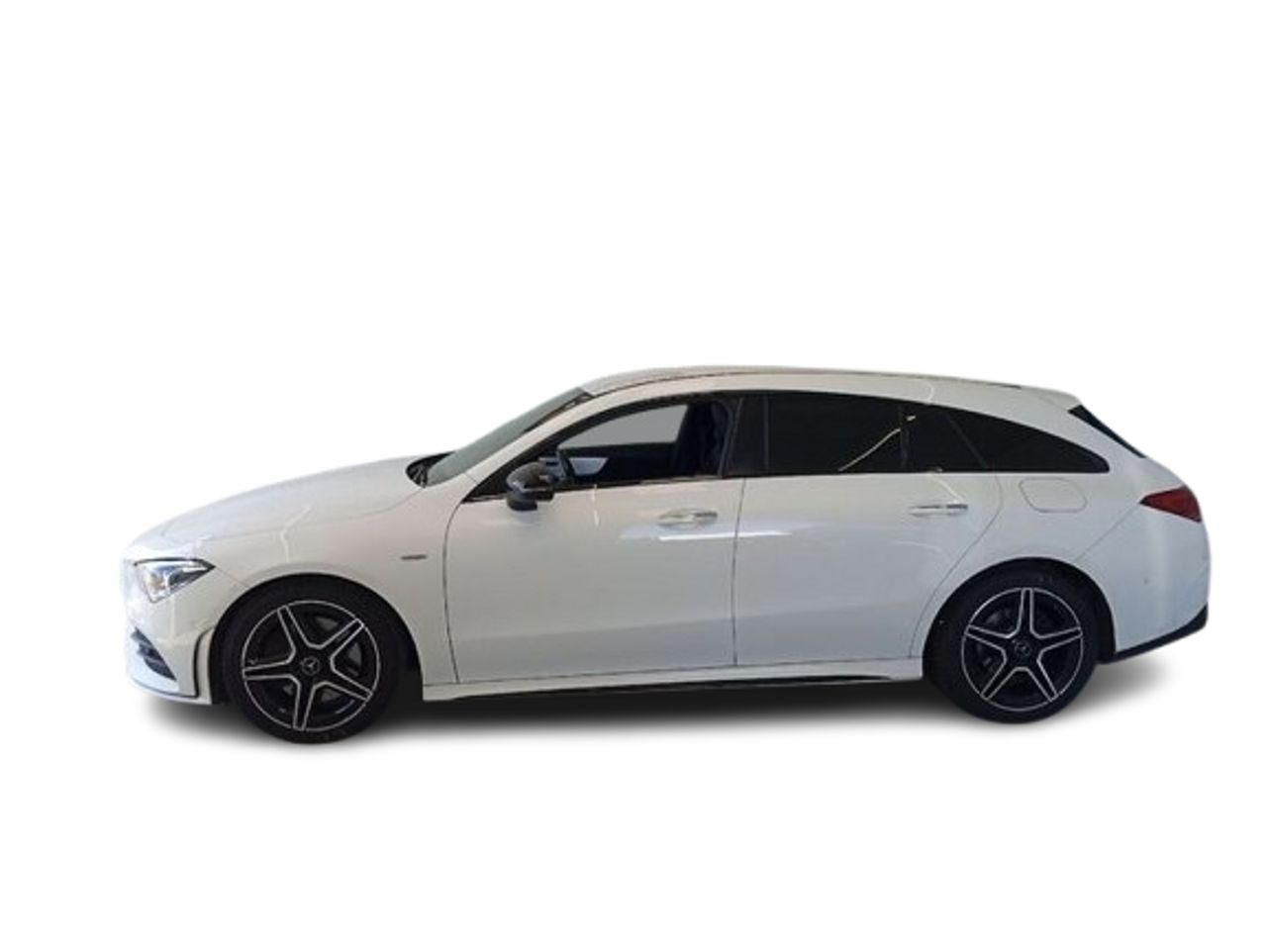 mercedes cla 2021 / foto grande (3)