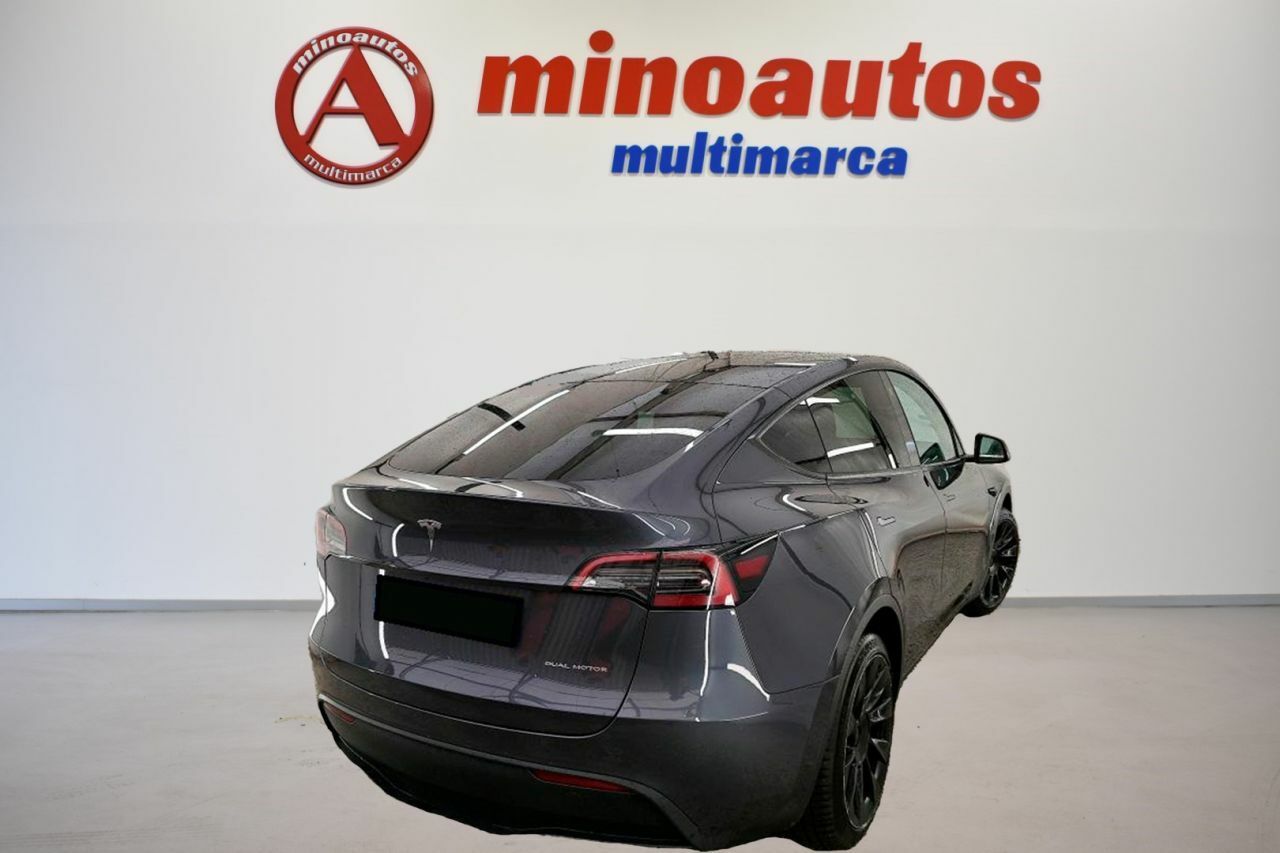 tesla model y 2022 / foto grande (3)