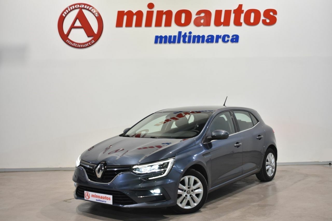 renault megane 2022 /