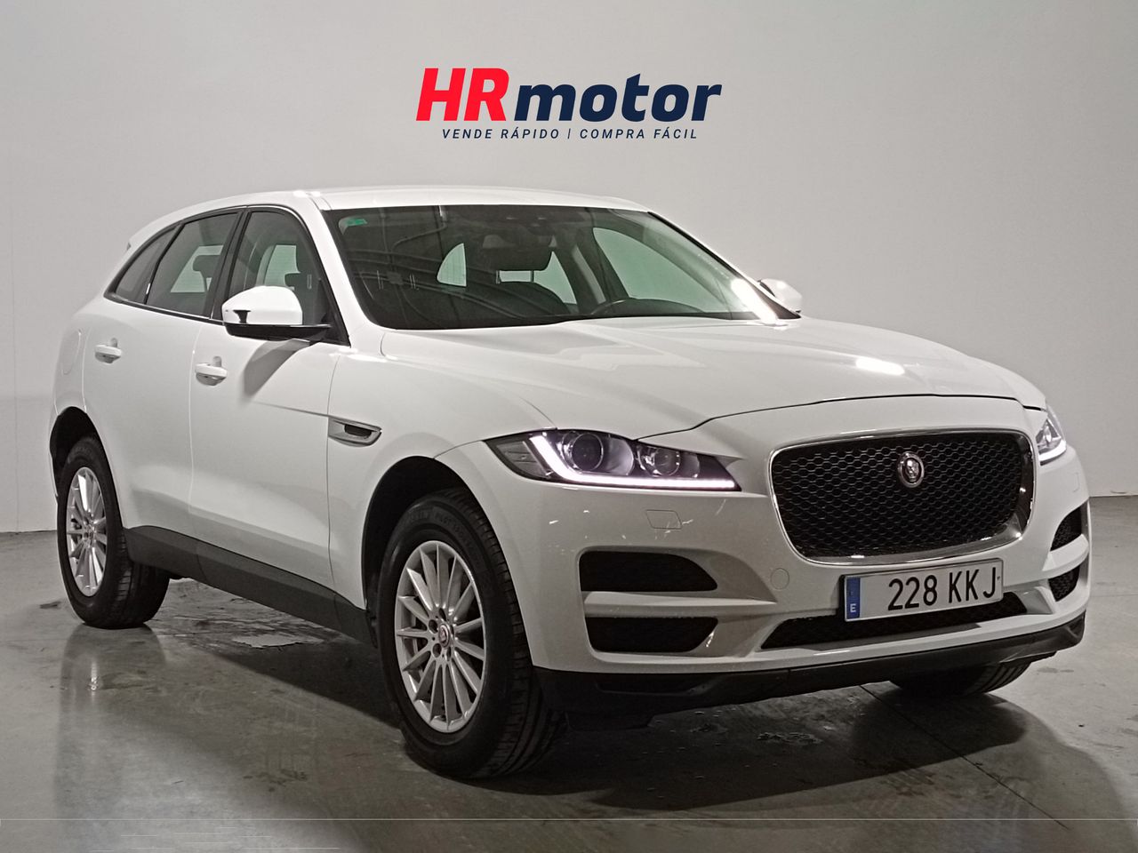 Mobil home  de segunda mano - jaguar f-pace 2018 /