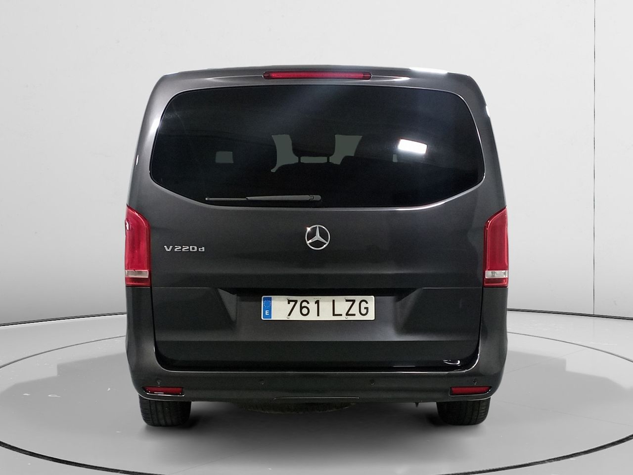 mercedes clase v 2022 / foto grande (3)