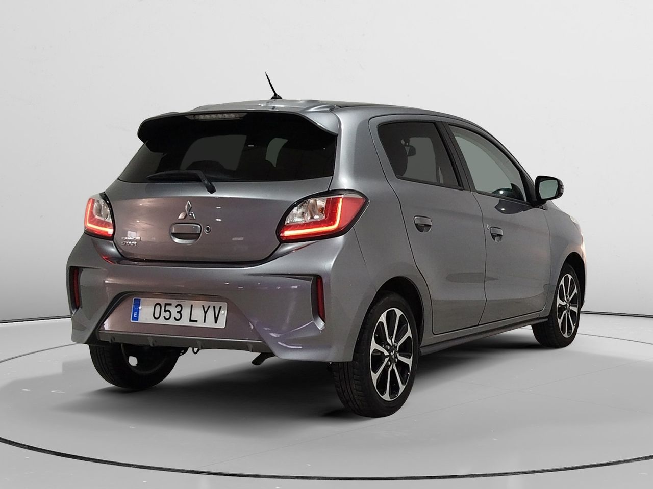 mitsubishi space star 2022 / foto grande (2)