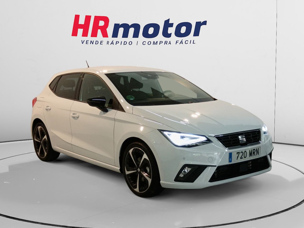 Amplio piso exterior centro  de segunda mano - seat ibiza 2024 /