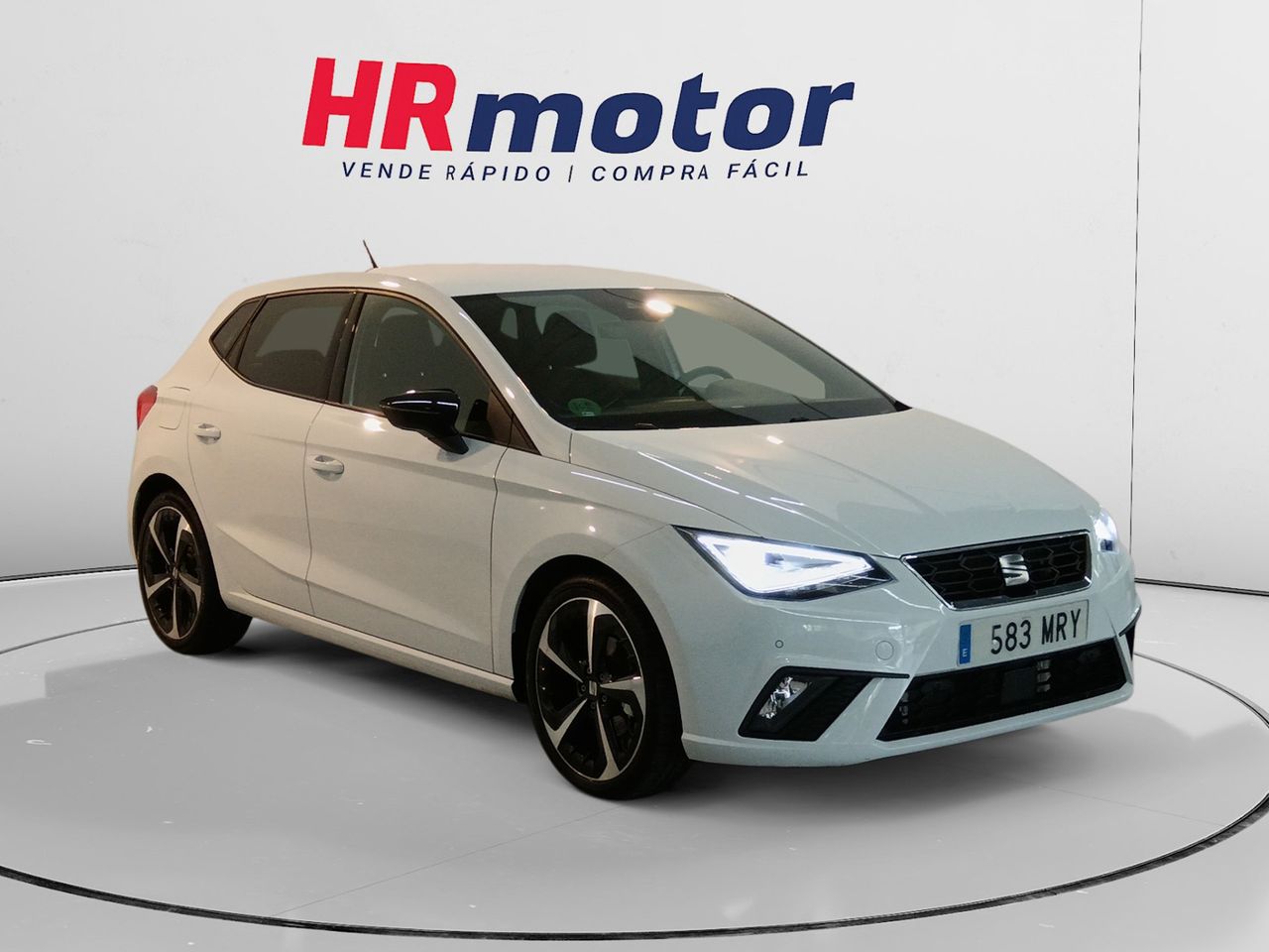 Amplio piso exterior centro  de segunda mano - seat ibiza 2024 /
