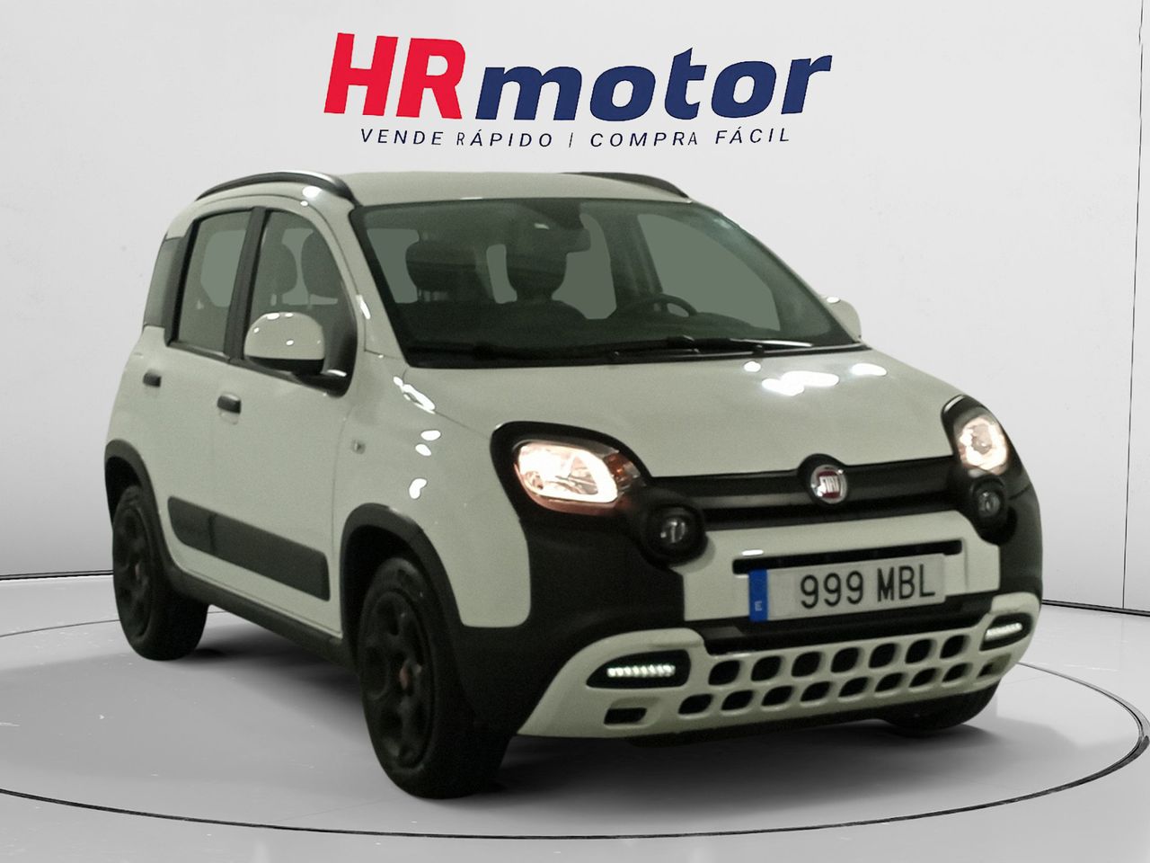 Coche hibrido con asientos calefactados  de segunda mano - fiat panda 2022 /