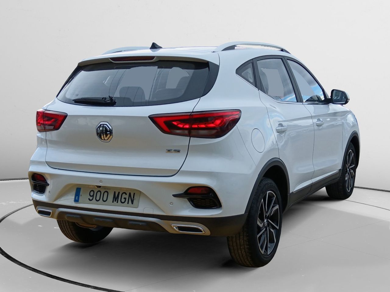 mg zs 2023 / foto grande (2)