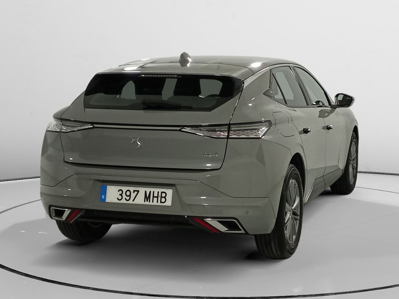 ds automobiles ds 4 2023 / foto grande (2)