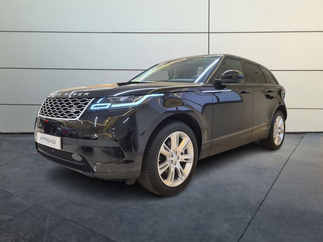 Land Rover Range Rover Velar ocasión segunda mano 2021 Diésel por 76.900€ en Madrid