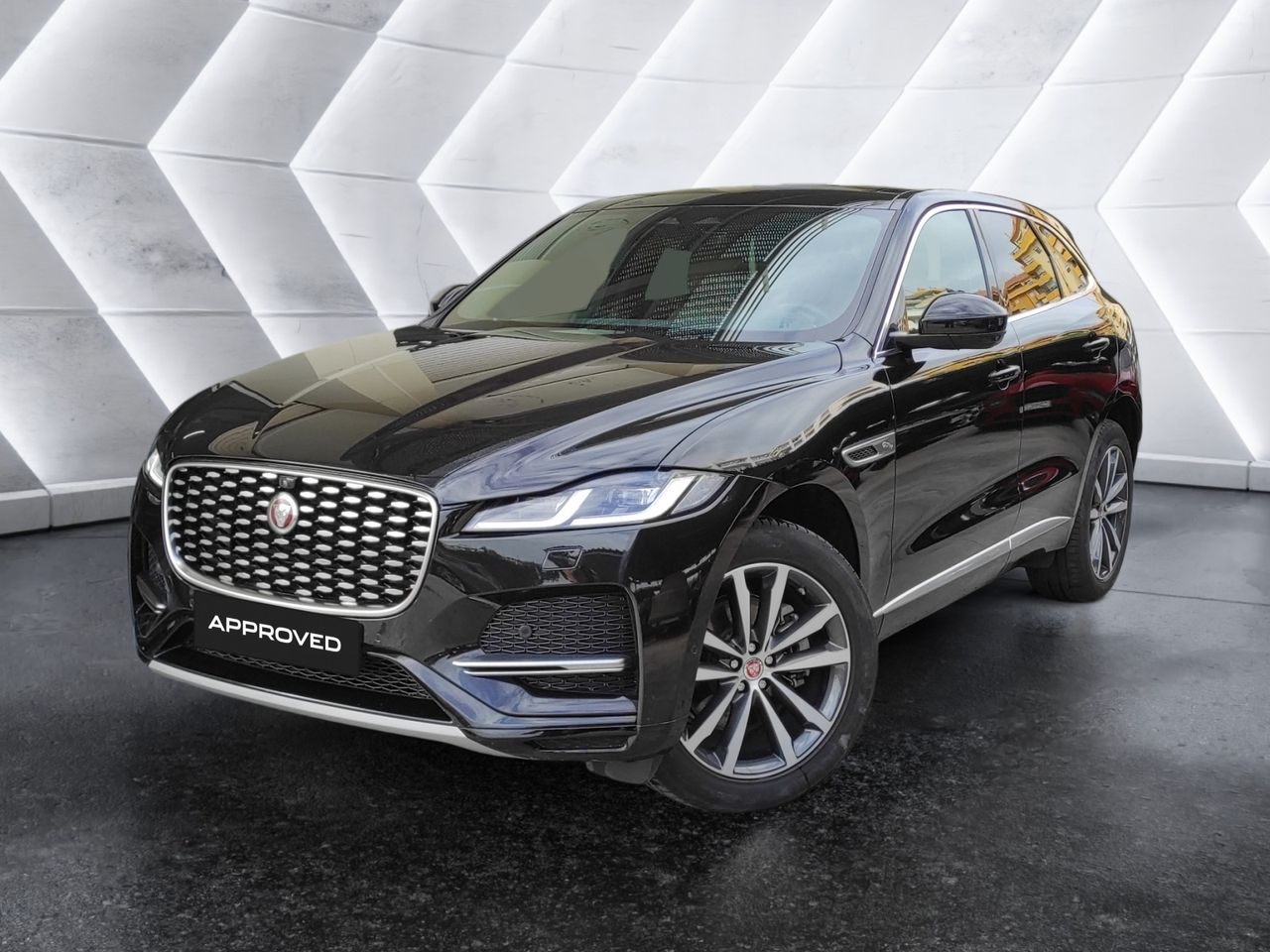 Servicio recogida muebles  de segunda mano - jaguar f-pace 2021 /