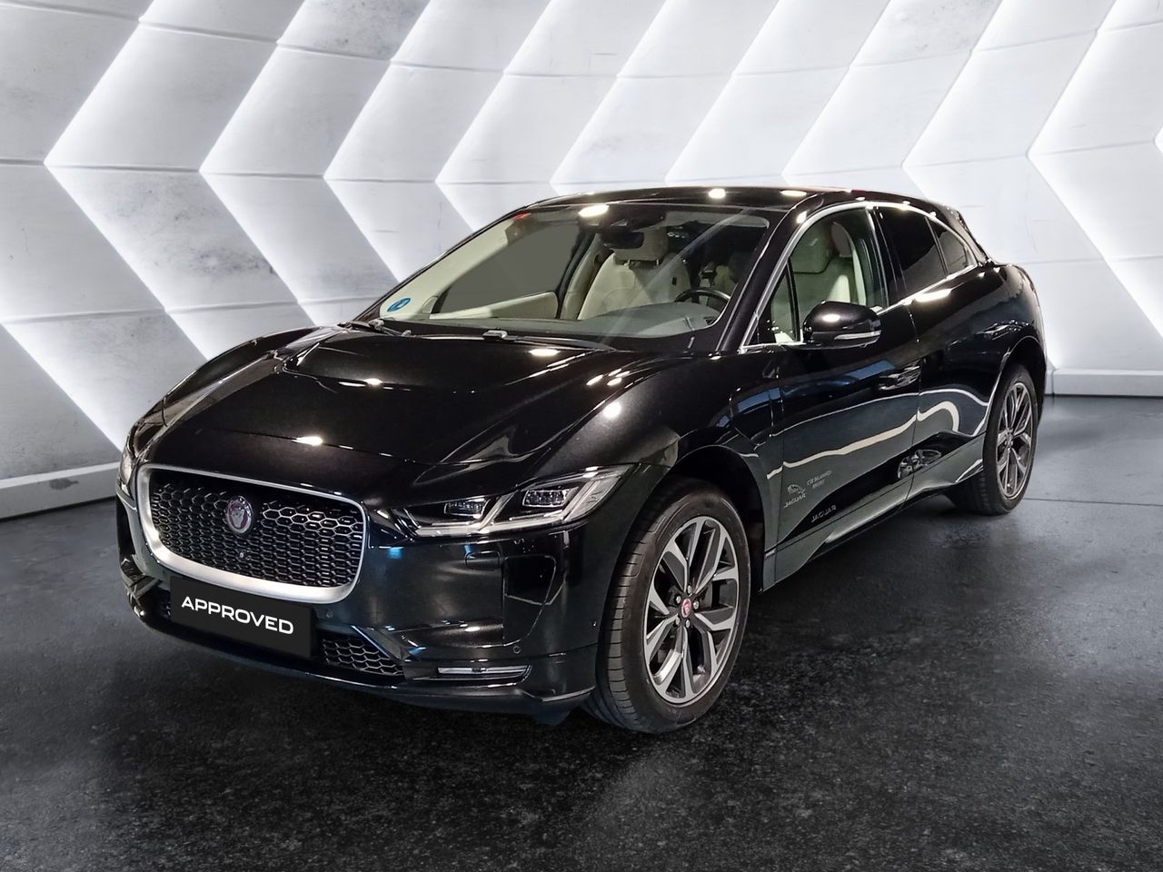 Local comercial venta  de segunda mano - jaguar i-pace 2018 /