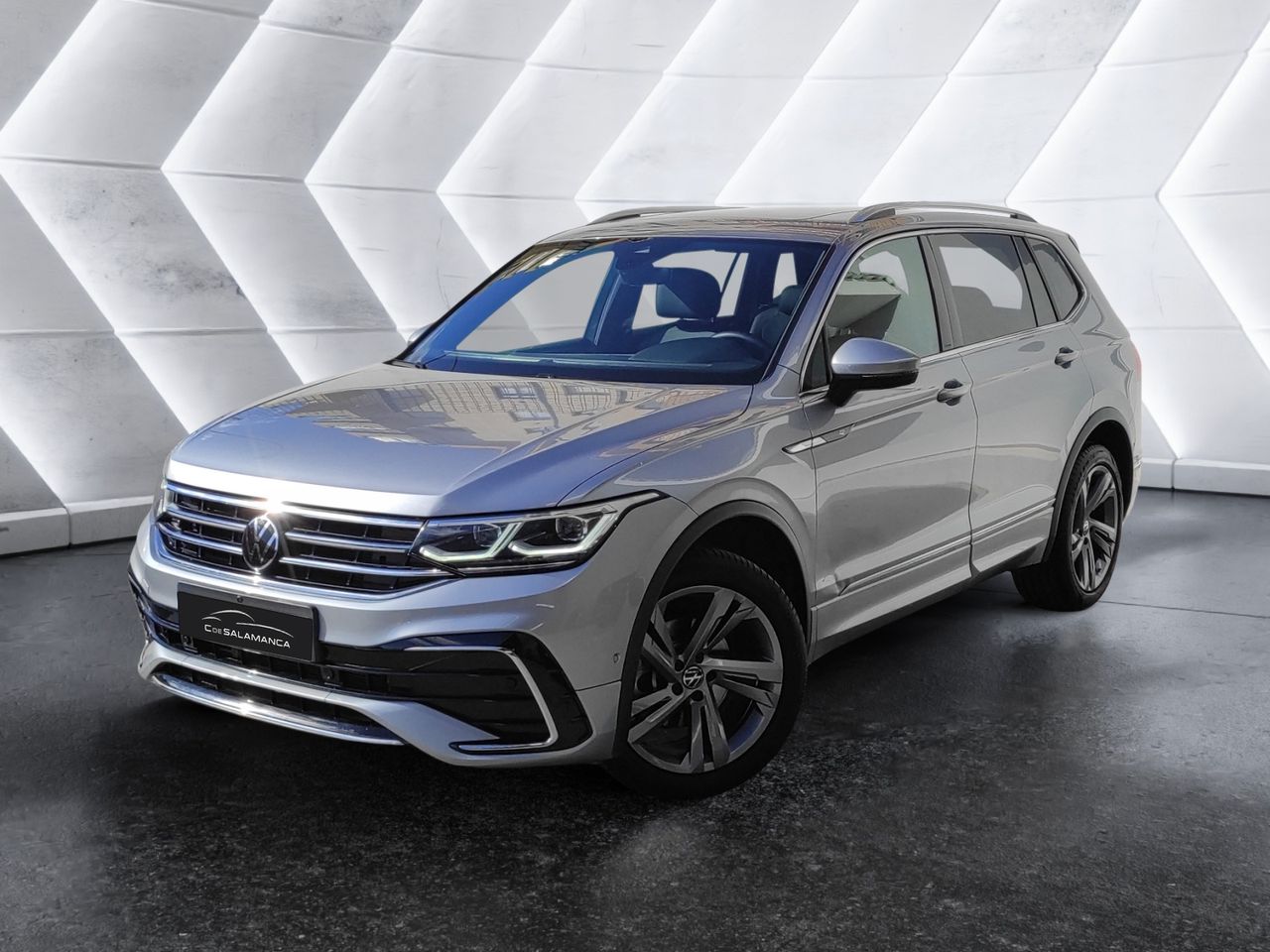 Servicio de recogida de muebles usados  de segunda mano - volkswagen tiguan 2023 /