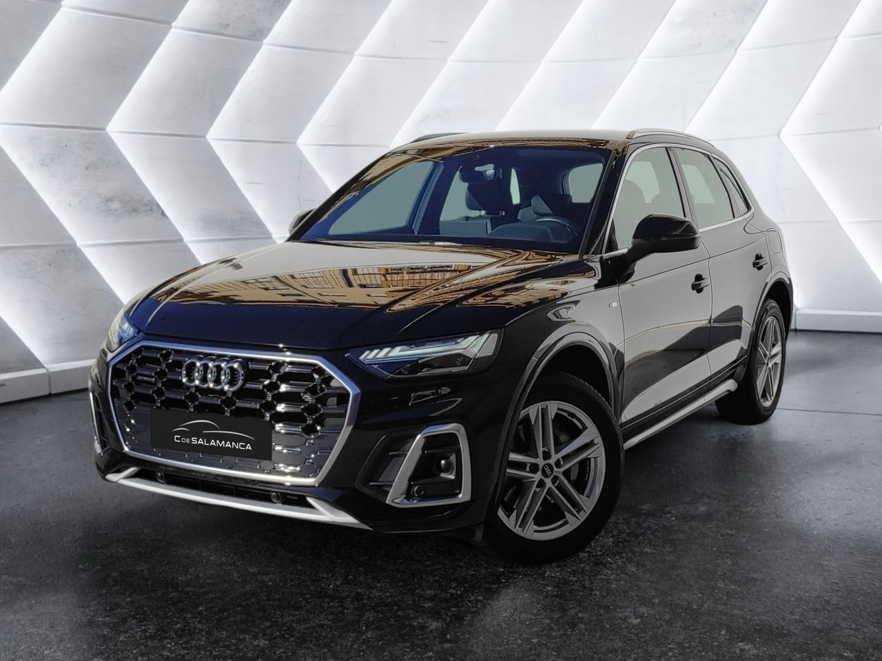 Servicio de recogida de muebles usados  de segunda mano - audi q5 sportback 2021 /