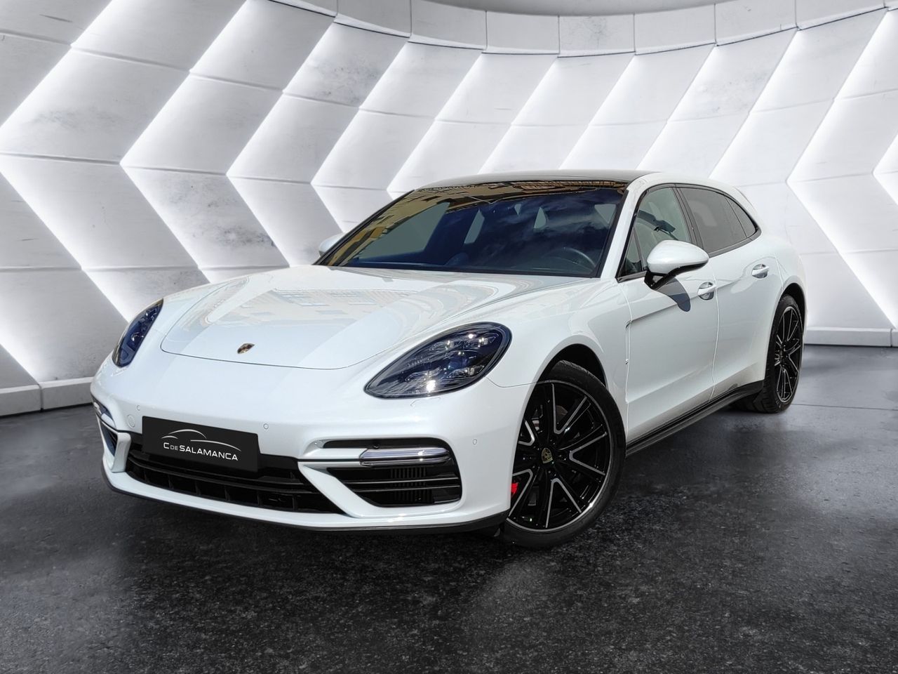 porsche panamera 2017 /