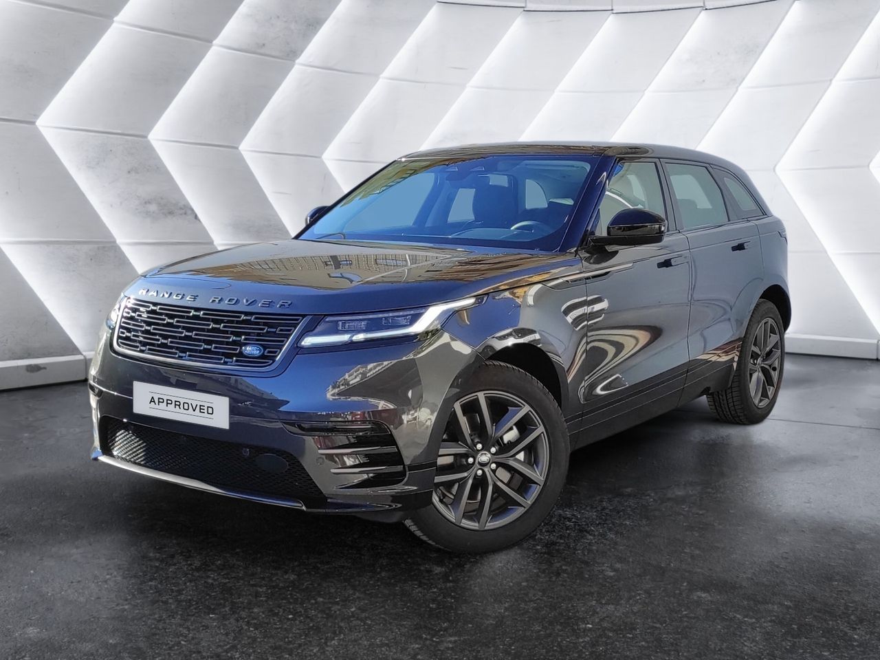land-rover range rover velar 2024 /