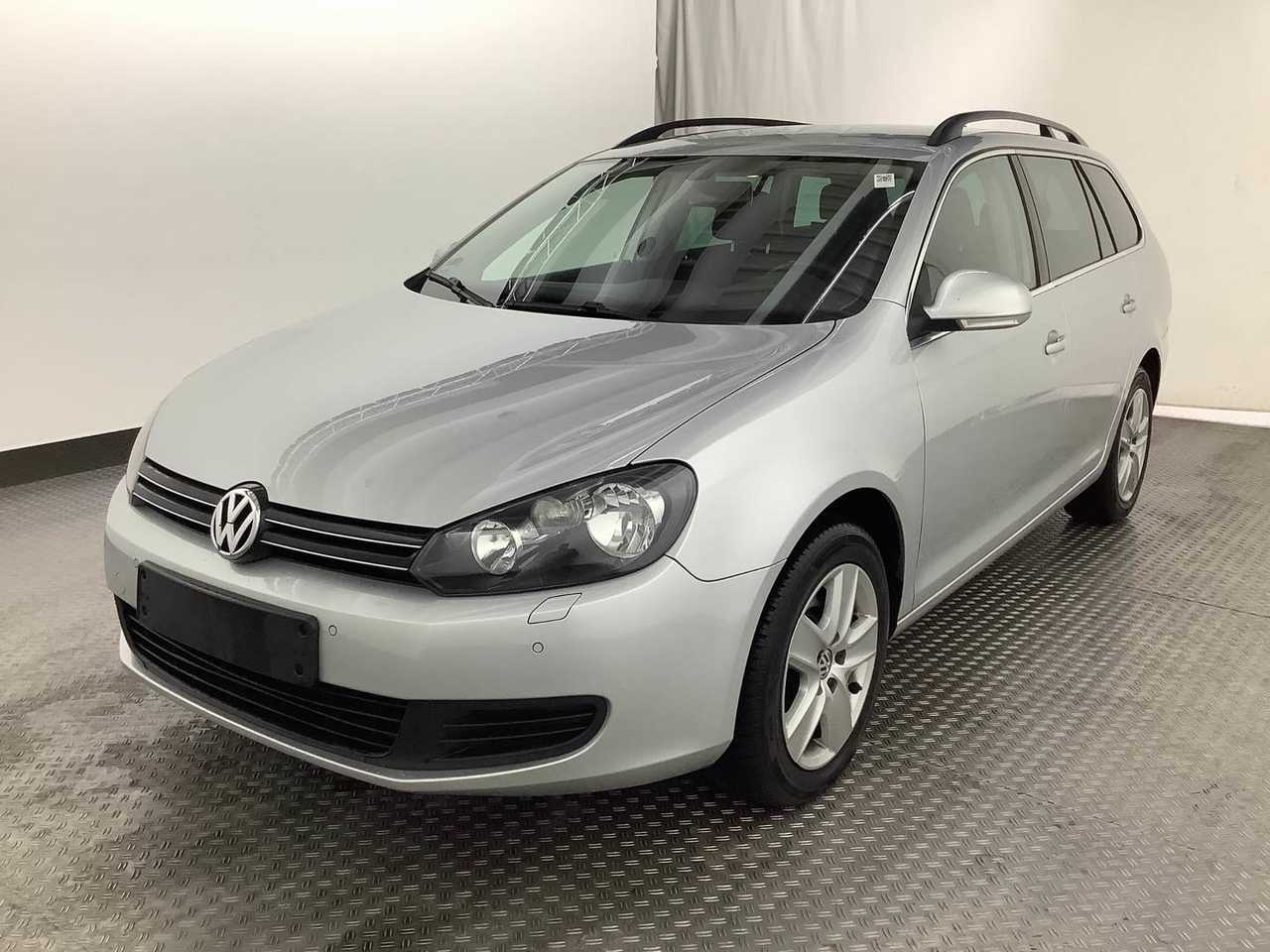 Volkswagen Golf ocasión segunda mano 2010 Diésel por 9.500€ en Girona