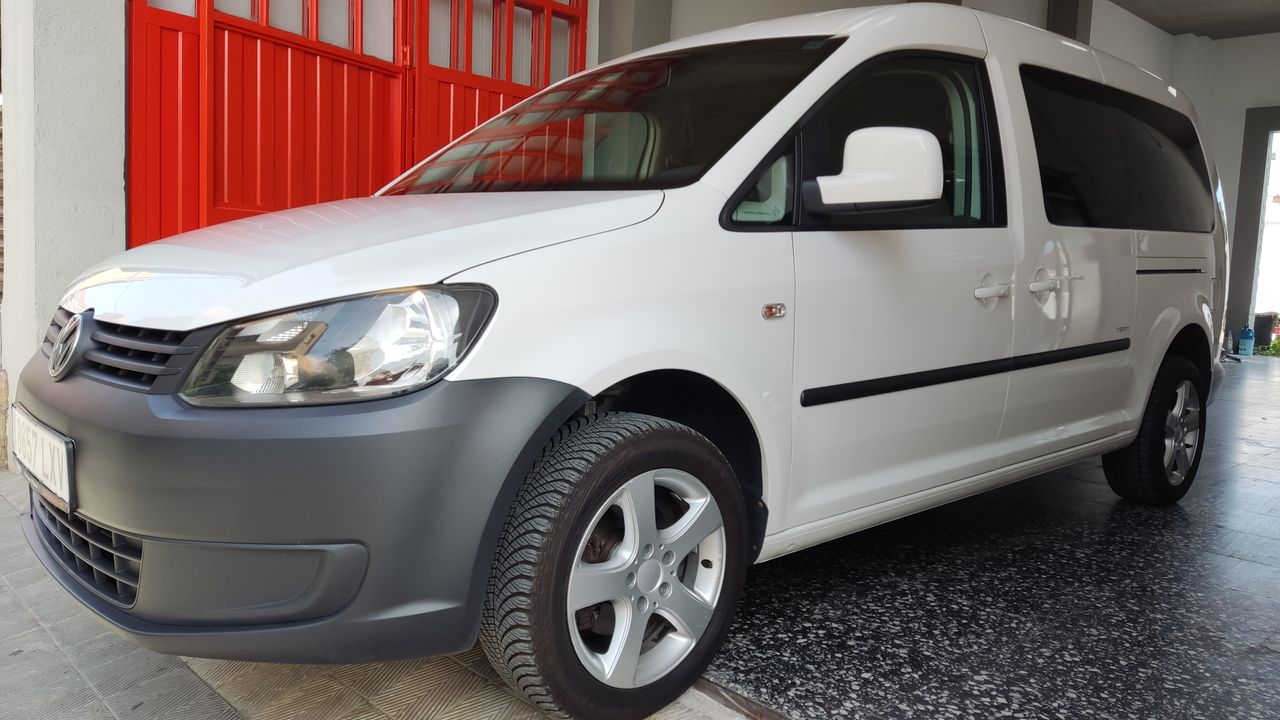 Volkswagen Caddy ocasión segunda mano 2015 Gasolina por 16.500€ en Girona
