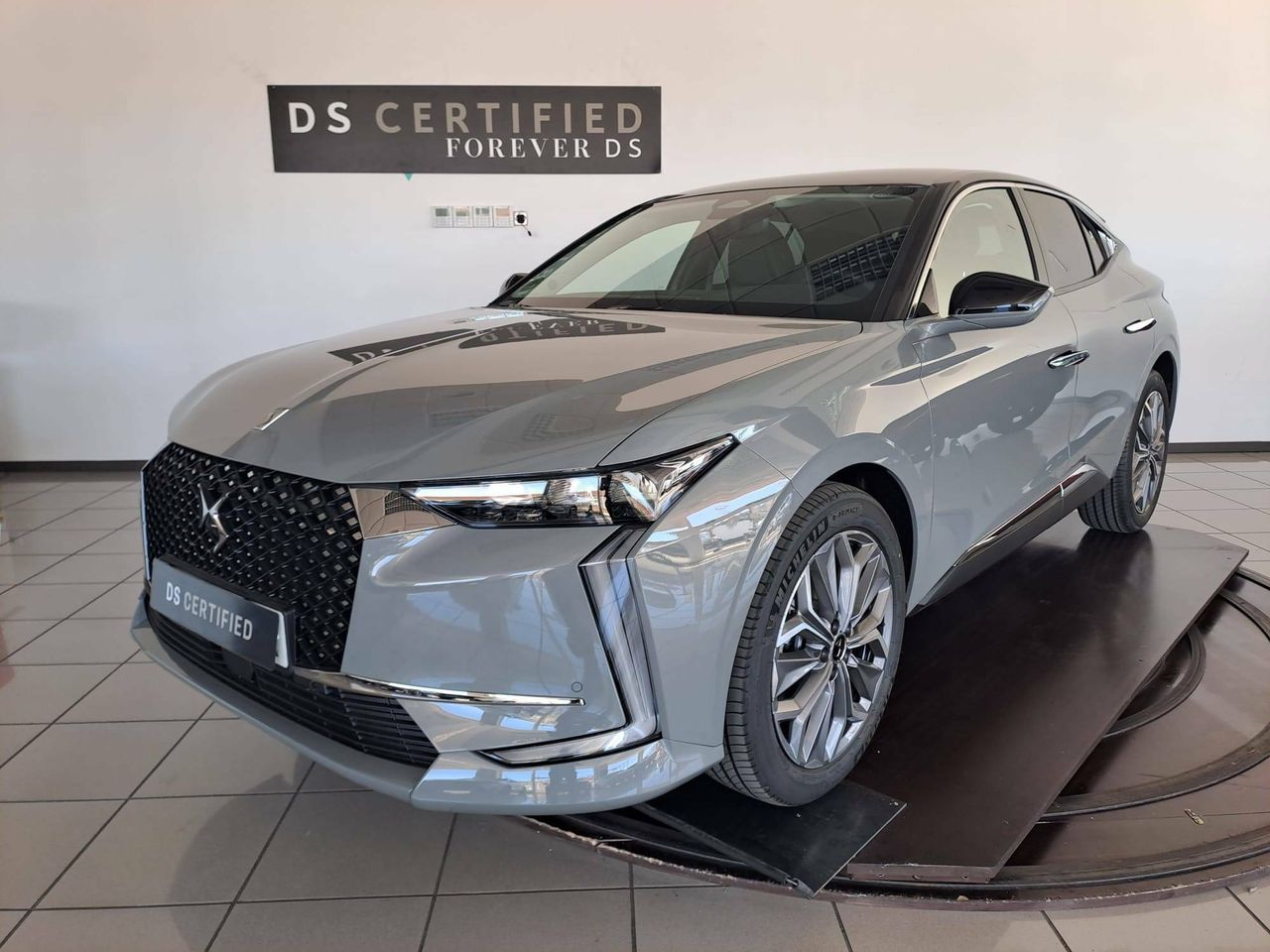 ds automobiles ds 4 2023 /